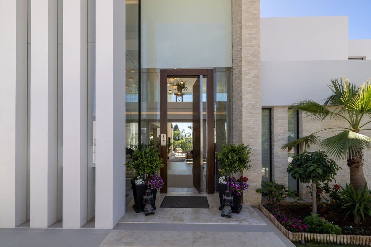 7 soverom Villa til salgs i El Paraiso - € 15 000 000 (Ref: 9201969)