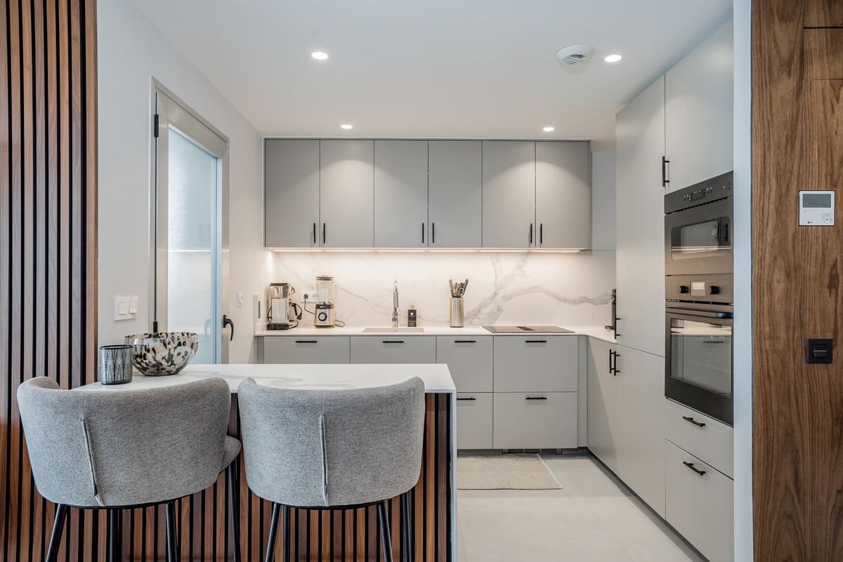 3 bedroom Apartment for sale in San Pedro de Alcantara - € 848,800 (Ref: 9204091)