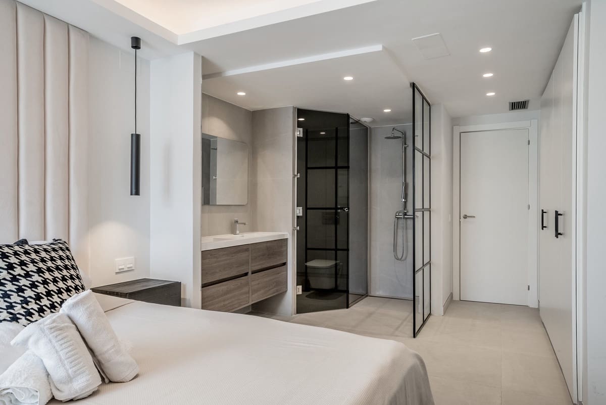 3 bedroom Apartment for sale in San Pedro de Alcantara - € 848,800 (Ref: 9204091)