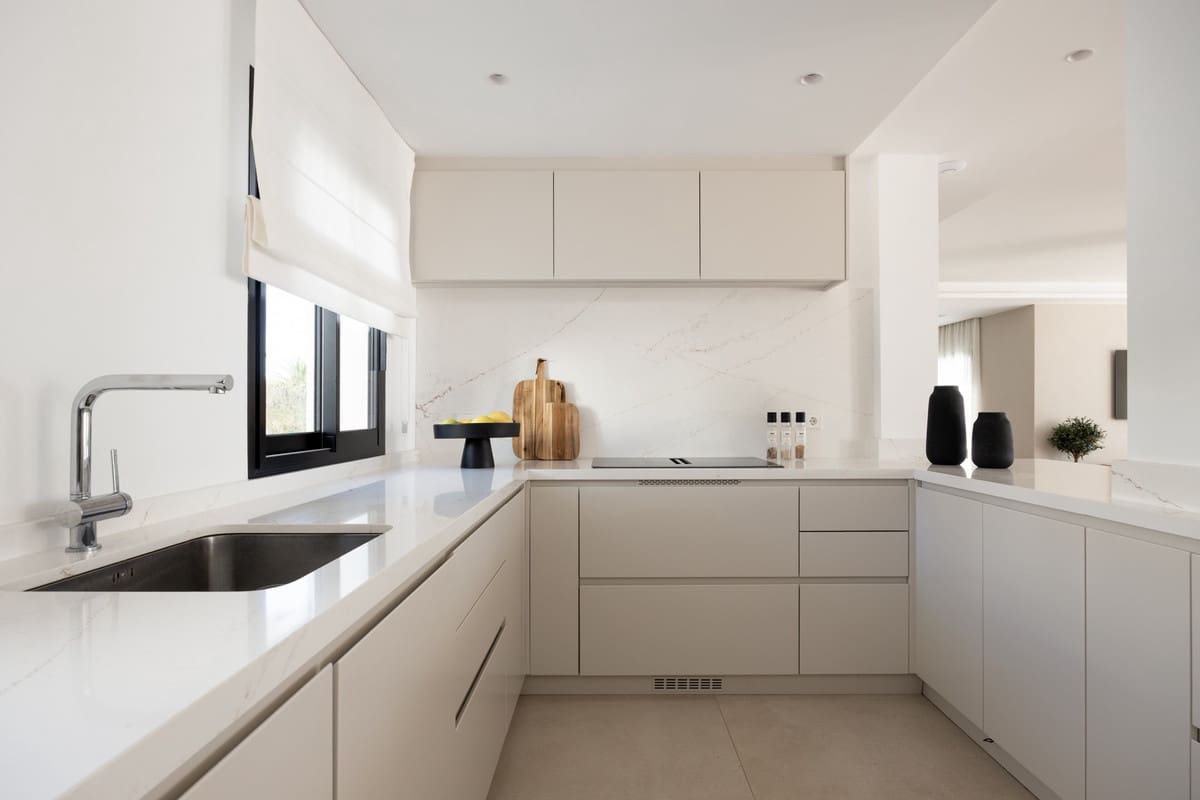 5 sypialnia Willa na sprzedaż w El Rosario - 3 295 000 € (Ref: 9216867)