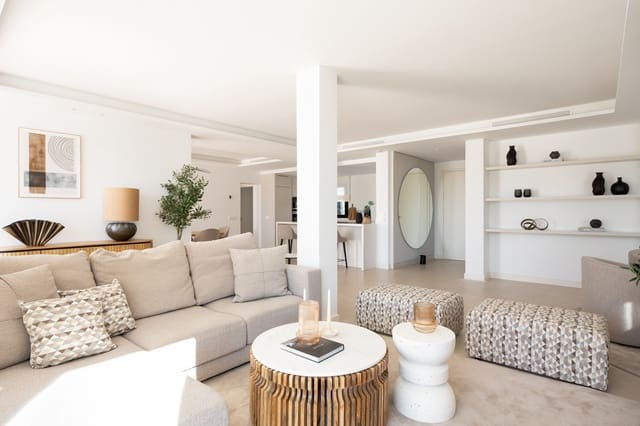 5 makuuhuone Huvila myytävänä paikassa El Rosario, Marbella - 3 295 000 € (Ref: 9216867)