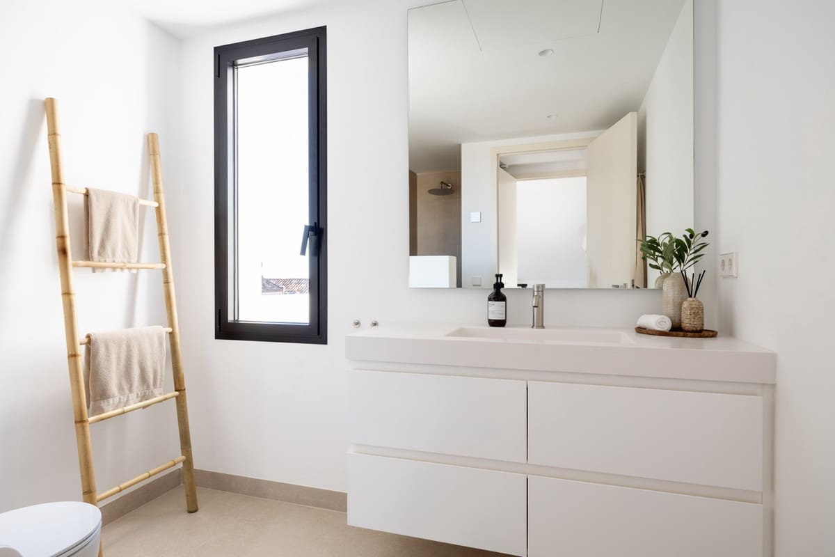 5 sypialnia Willa na sprzedaż w El Rosario - 3 295 000 € (Ref: 9216867)