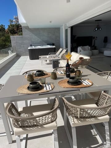 3 soverom Leilighet til salgs i Benalmadena Costa, Benalmádena - € 995 000 (Ref: 9297196)