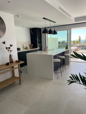 3 slaapkamer Appartement te koop in Benalmadena Costa, Benalmádena - € 995.000 (Ref: 9297196)