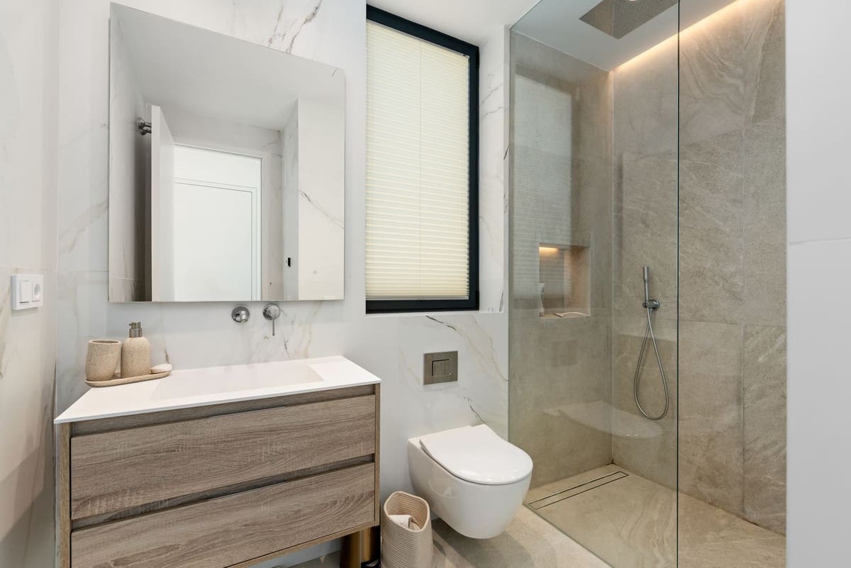 Chalet de 4 habitaciones en Río Real en venta con garaje - 5.900.000 € (Ref: 9310205)