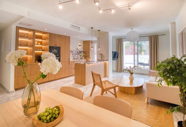 Apartamento de 2 habitaciones en Marbella en venta - 449.000 € (Ref: 9311581)