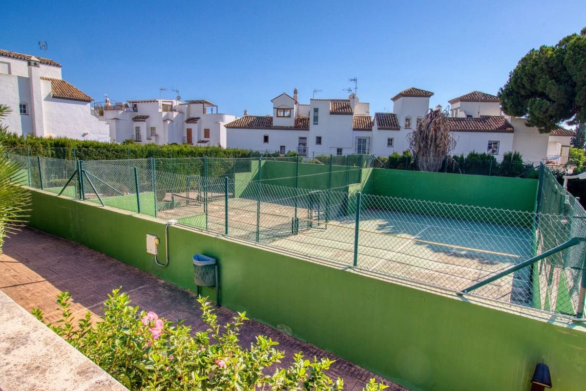 Apartamento de 2 habitaciones en Marbella en venta - 449.000 € (Ref: 9311581)