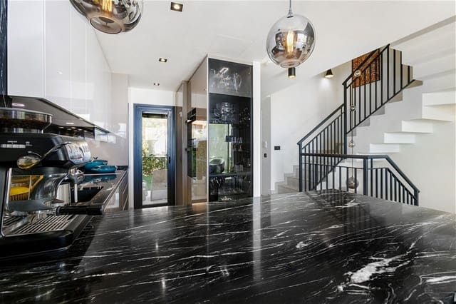 3 sypialnia Dom na sprzedaż w Manilva - 795 000 € (Ref: 9316997)