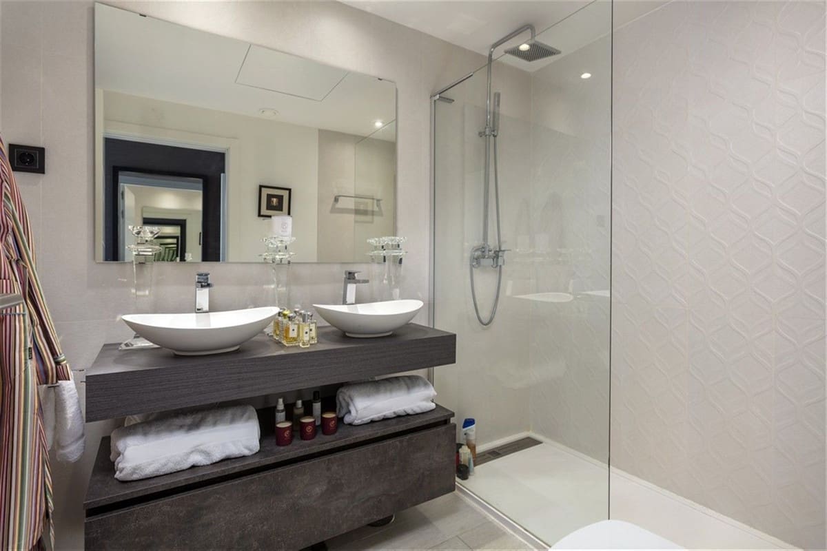 3 bedroom Townhouse for sale in Manilva - € 750,000 (Ref: 9316997)