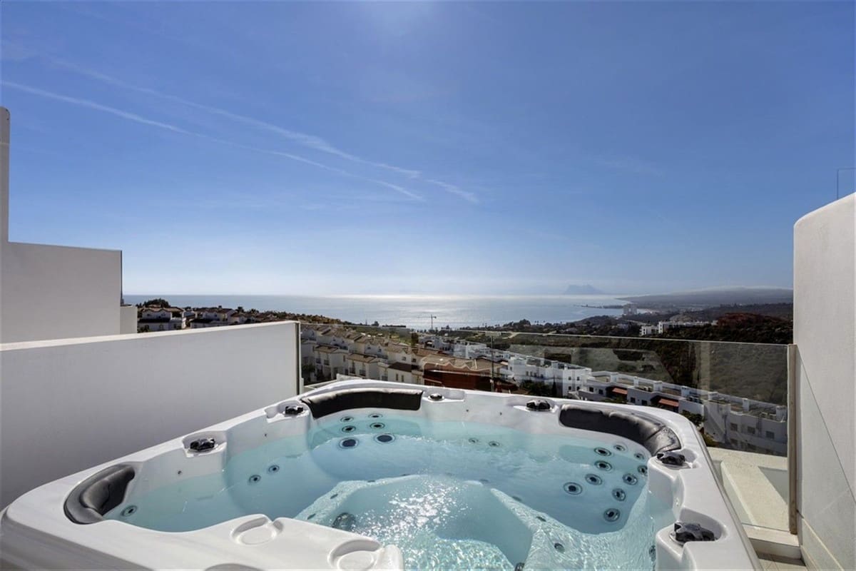 3 bedroom Townhouse for sale in Manilva - € 750,000 (Ref: 9316997)