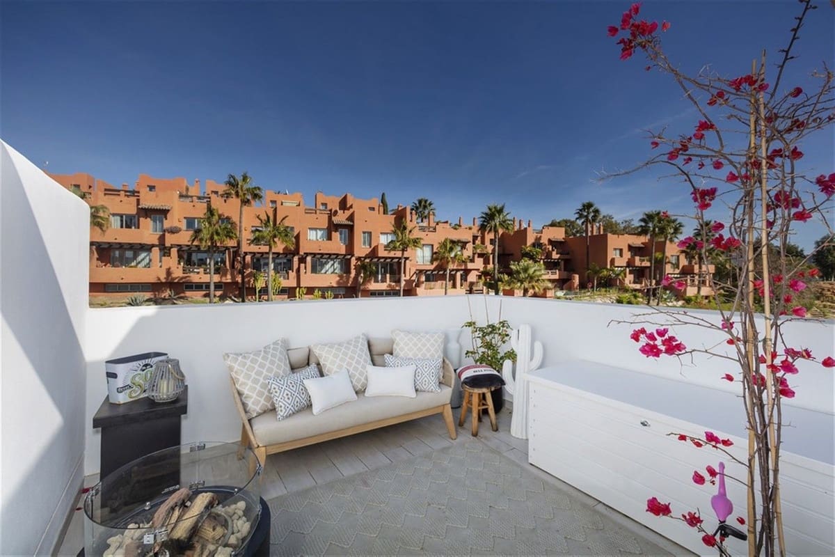 3 bedroom Townhouse for sale in Manilva - € 750,000 (Ref: 9316997)