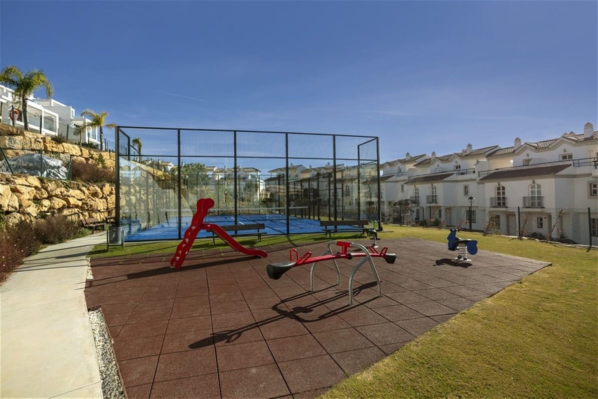 3 bedroom Townhouse for sale in Manilva - € 750,000 (Ref: 9316997)