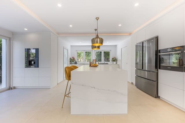 5 camera da letto Villa in vendita in Sotogrande Costa, San Roque - 1.795.000 € (Rif: 9317066)