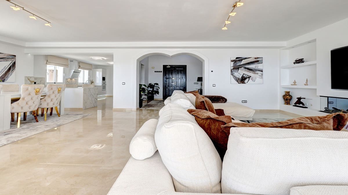 Chalet de 5 habitaciones en Casares en venta - 1.675.000 € (Ref: 9317068)