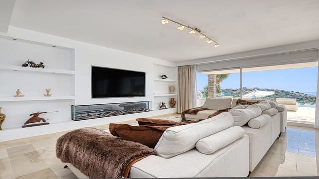 5 soveværelse Villa til salg i Casares - € 1.675.000 (Ref: 9317068)