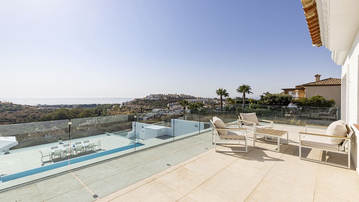 Chalet de 5 habitaciones en Casares en venta - 1.675.000 € (Ref: 9317068)