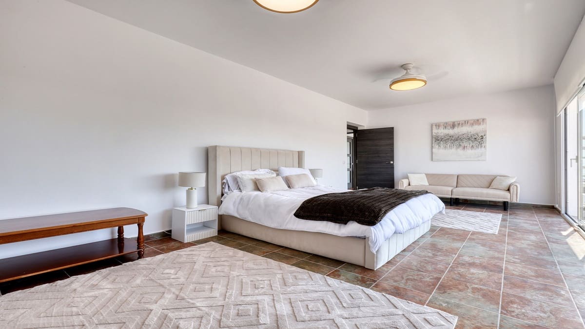 Chalet de 5 habitaciones en Casares en venta - 1.675.000 € (Ref: 9317068)