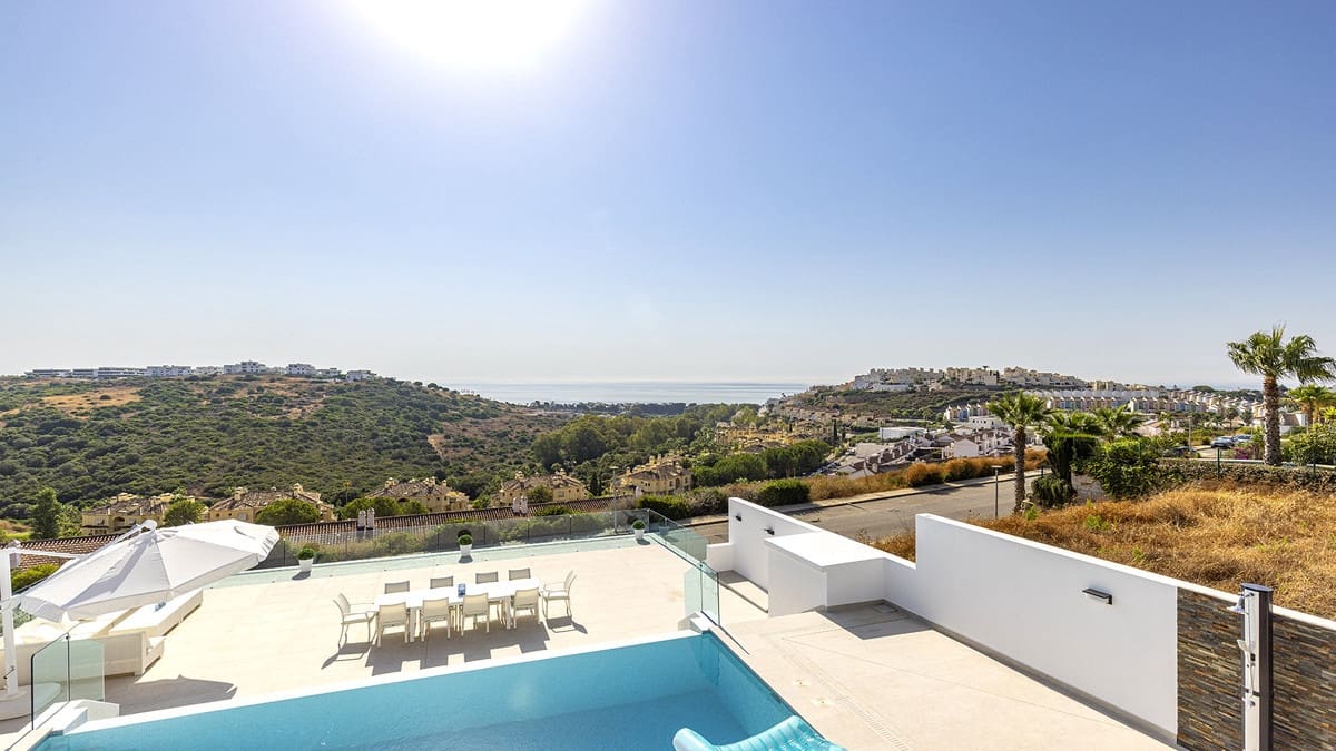 Chalet de 5 habitaciones en Casares en venta - 1.675.000 € (Ref: 9317068)