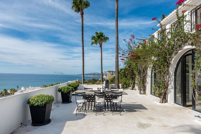 Chalet de 3 habitaciones en Manilva en venta con garaje - 1.495.000 € (Ref: 9317071)