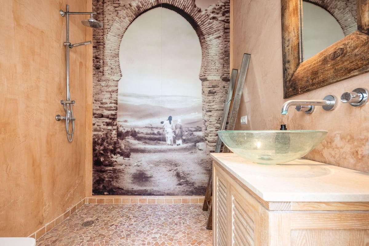 3 bedroom Villa for sale in Manilva with garage - € 1,395,000 (Ref: 9317071)