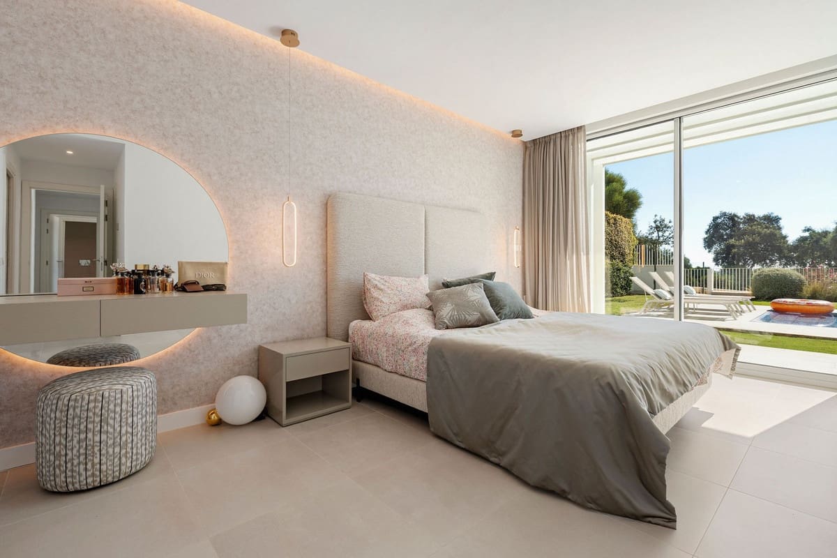 5 sypialnia Willa na sprzedaż w Sotogrande - 1 495 000 € (Ref: 9317072)