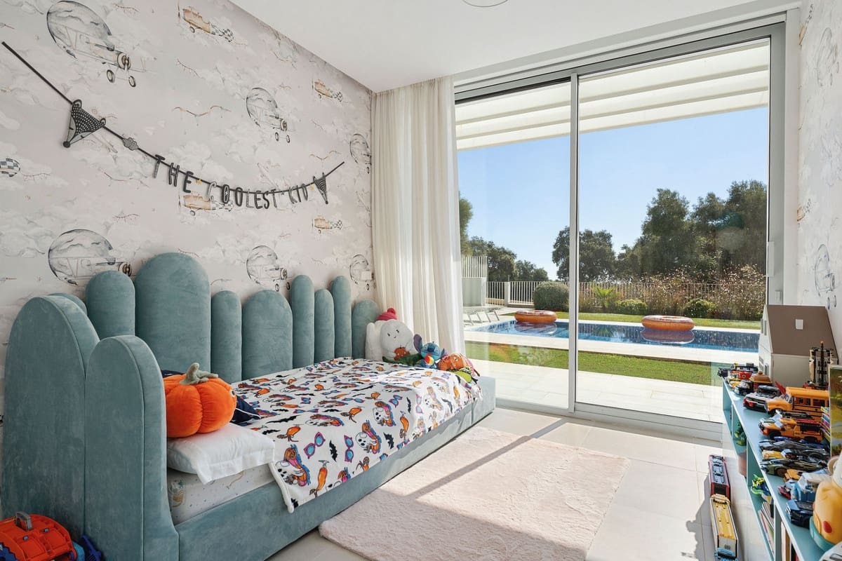 5 sypialnia Willa na sprzedaż w Sotogrande - 1 495 000 € (Ref: 9317072)