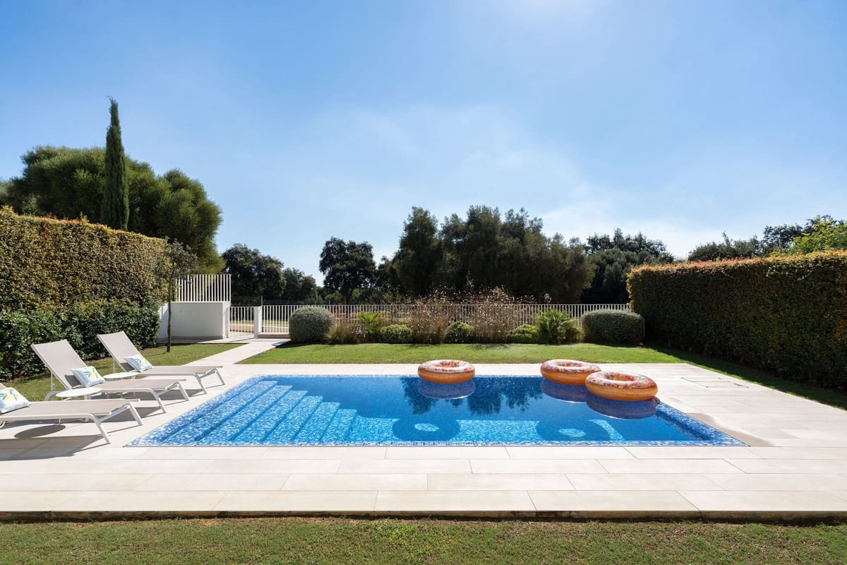 5 sypialnia Willa na sprzedaż w Sotogrande - 1 495 000 € (Ref: 9317072)