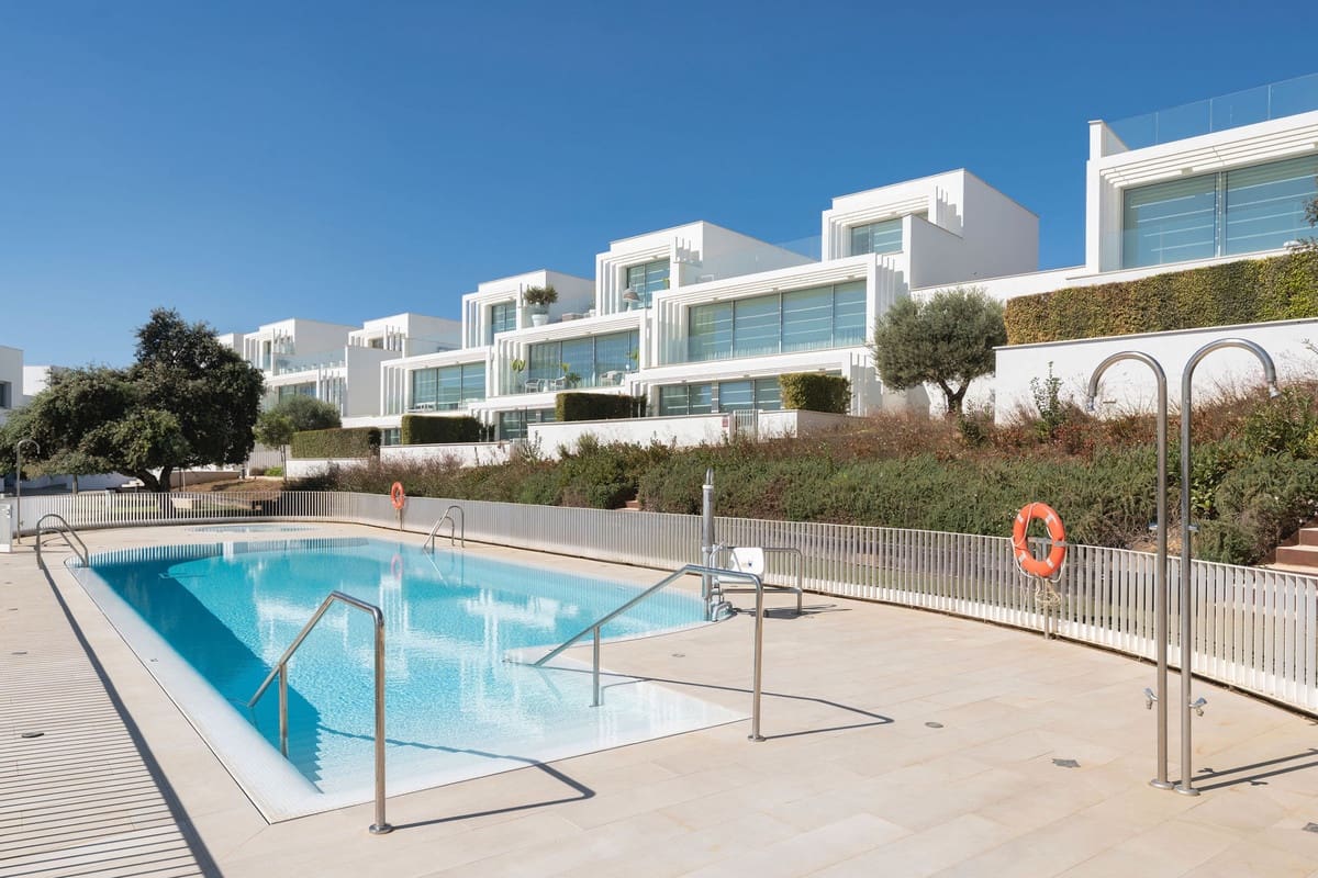 5 sypialnia Willa na sprzedaż w Sotogrande - 1 495 000 € (Ref: 9317072)