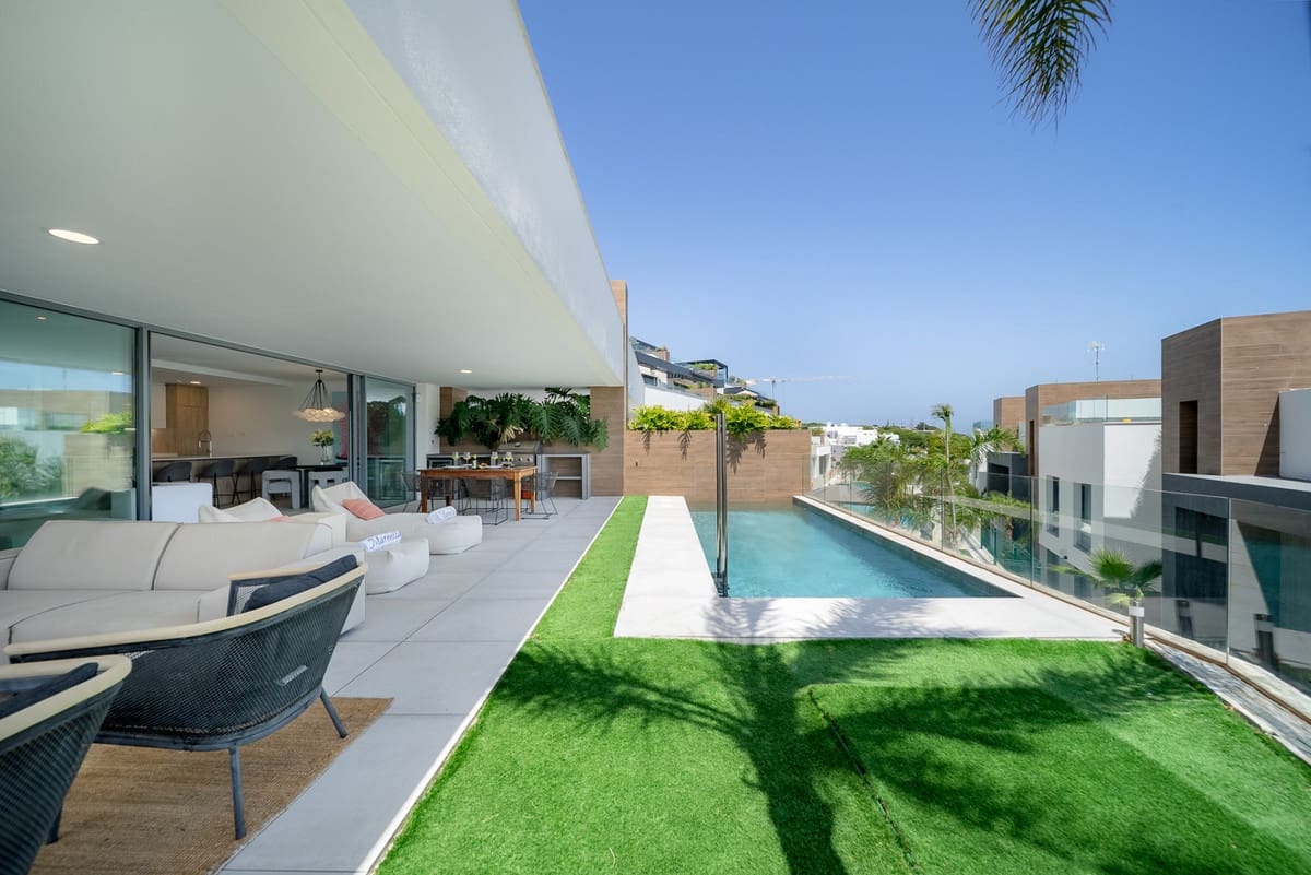 3 chambre Appartement à vendre à Cabopino - 995 000 € (Ref: 9332896)