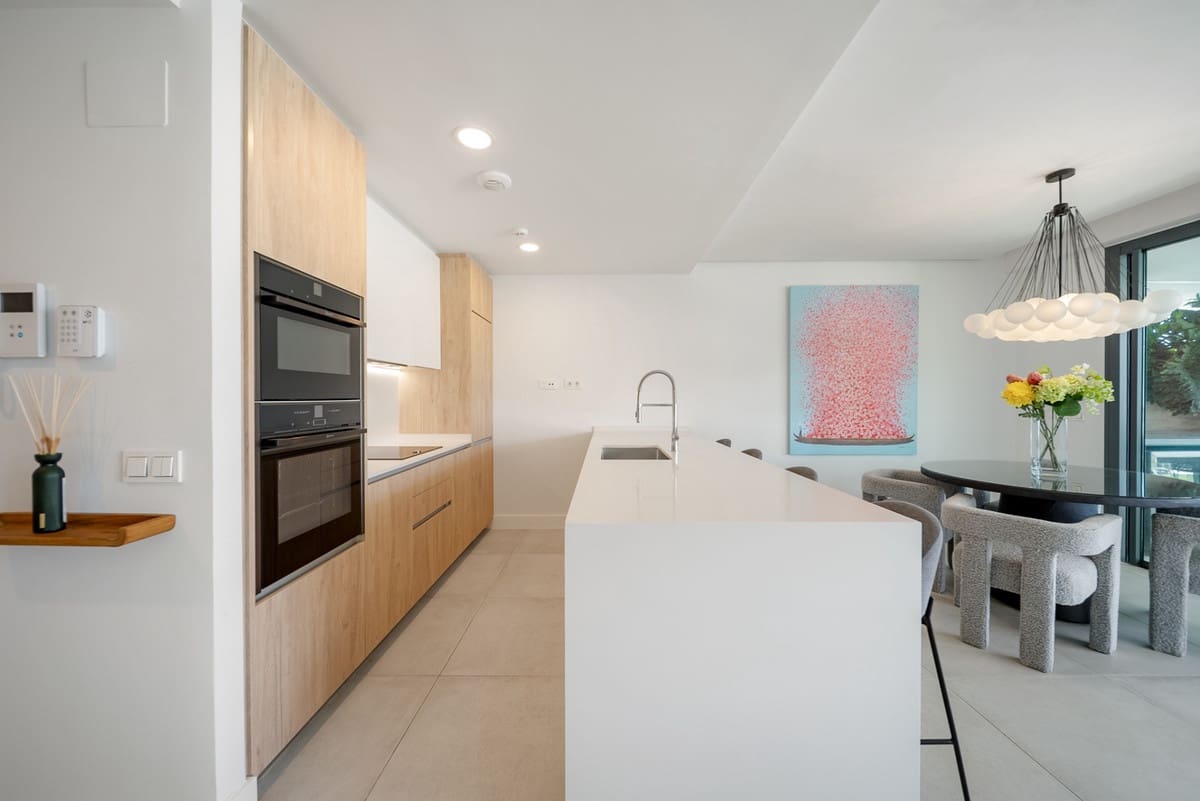 3 chambre Appartement à vendre à Cabopino - 995 000 € (Ref: 9332896)