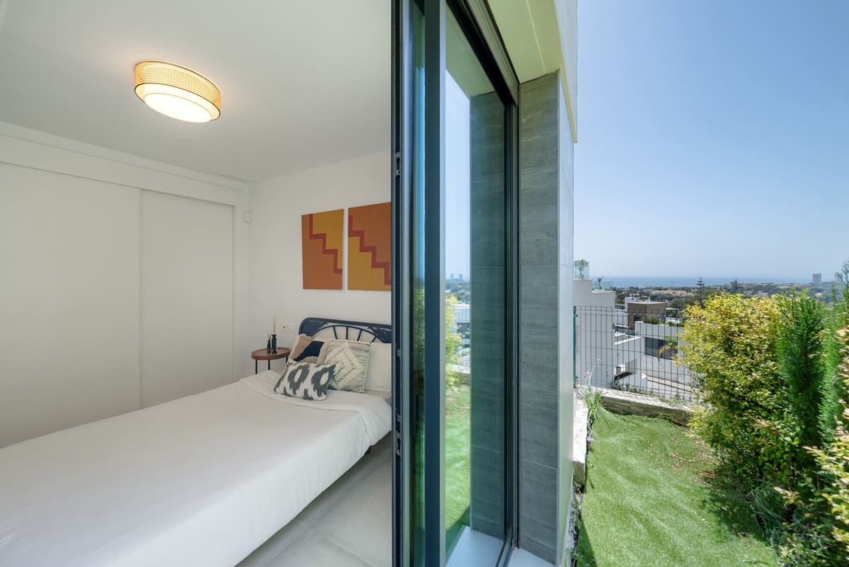 3 chambre Appartement à vendre à Cabopino - 995 000 € (Ref: 9332896)