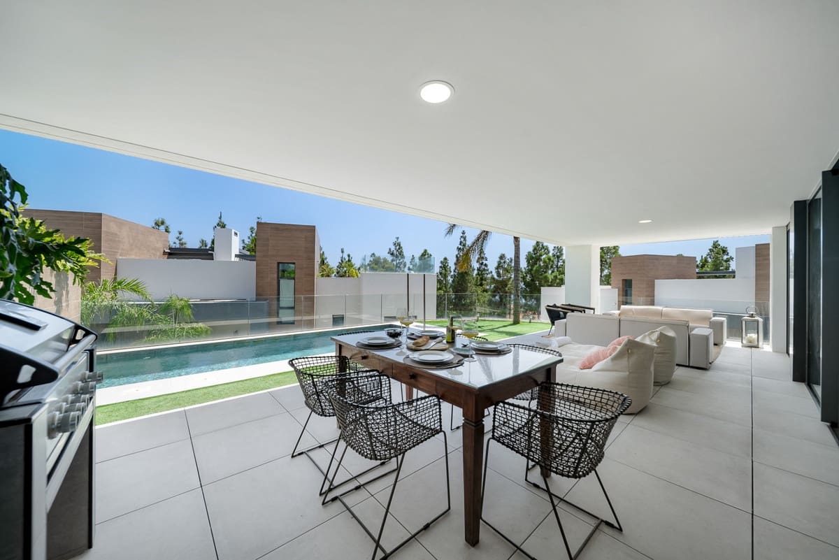 3 chambre Appartement à vendre à Cabopino - 995 000 € (Ref: 9332896)