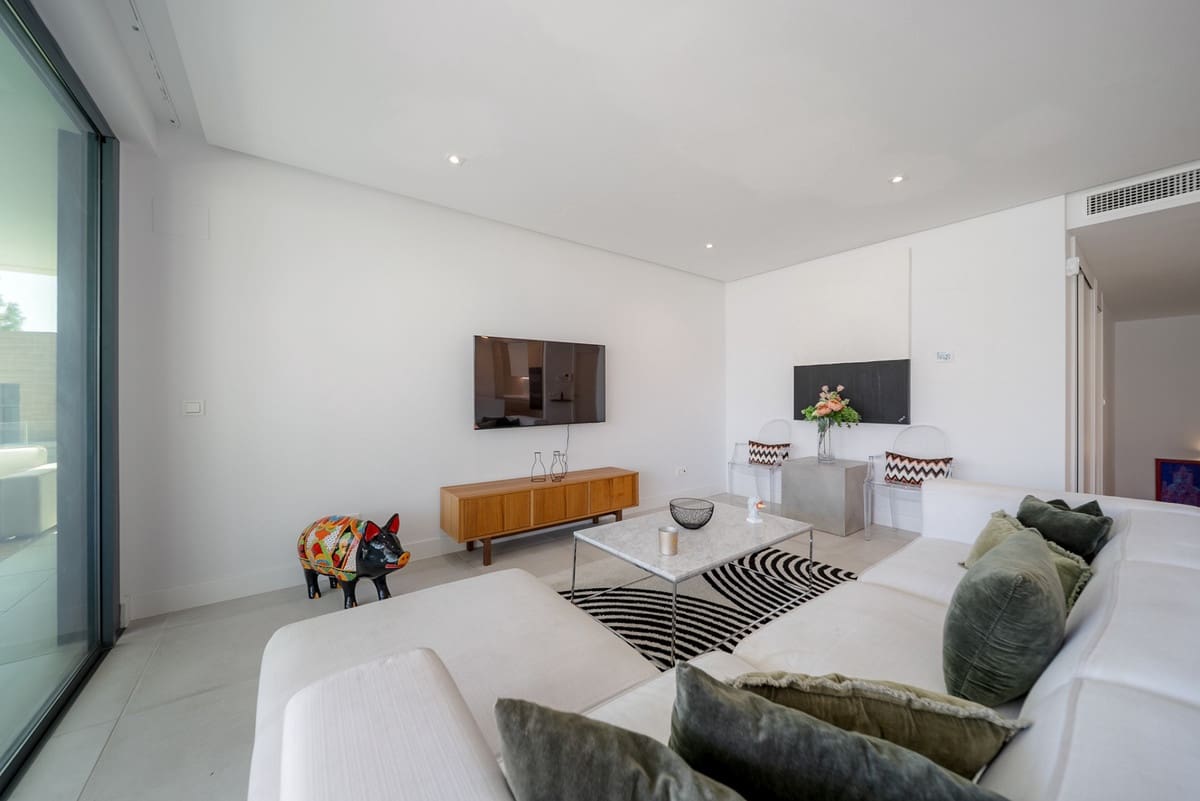 3 chambre Appartement à vendre à Cabopino - 995 000 € (Ref: 9332896)