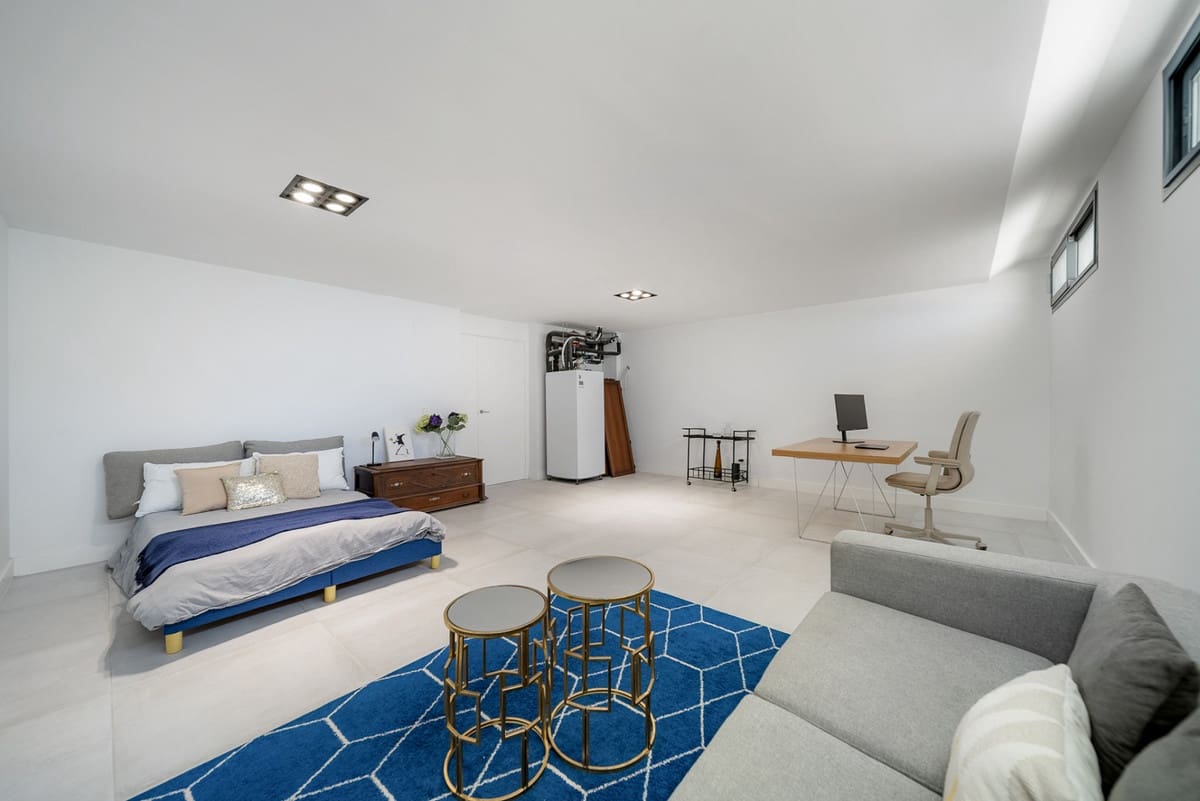 3 chambre Appartement à vendre à Cabopino - 995 000 € (Ref: 9332896)