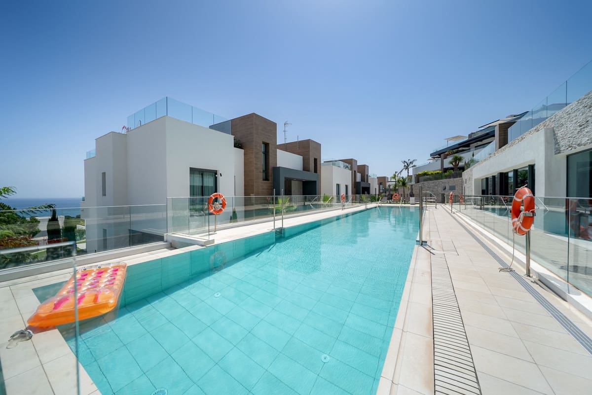 3 chambre Appartement à vendre à Cabopino - 995 000 € (Ref: 9332896)