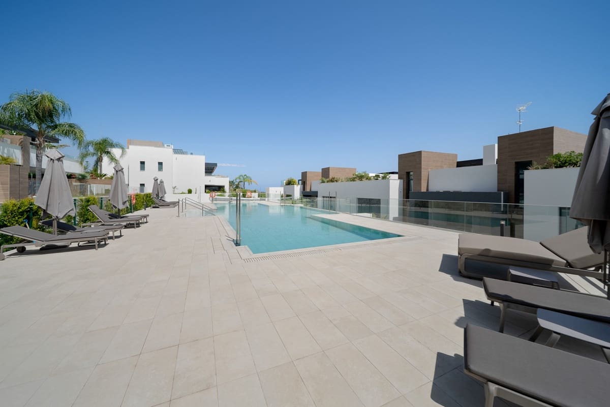 3 chambre Appartement à vendre à Cabopino - 995 000 € (Ref: 9332896)