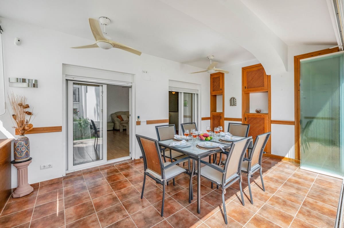 4 soverom Hus til salgs i El Rosario - € 879 000 (Ref: 9332897)