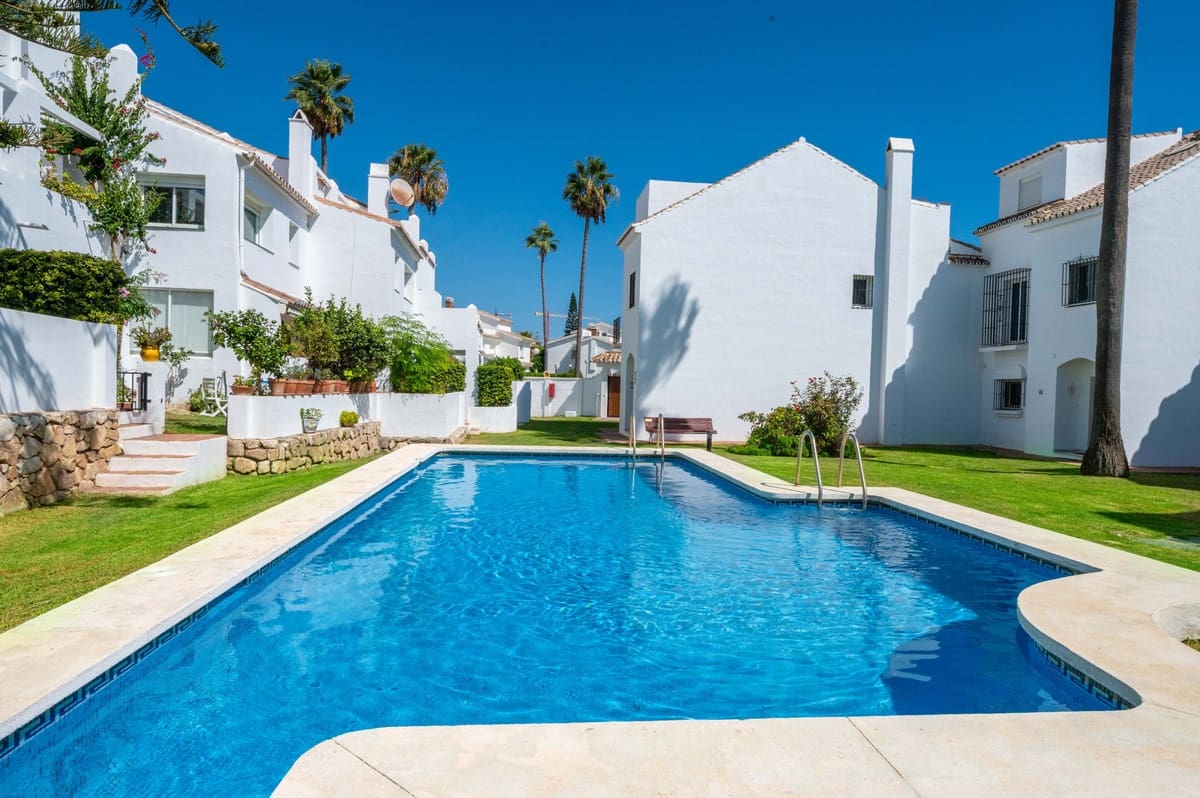 4 soverom Hus til salgs i El Rosario - € 879 000 (Ref: 9332897)