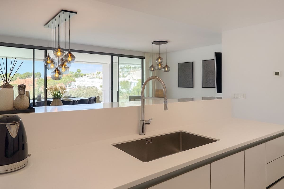 4 bedroom Apartment for sale in Artola - € 849,000 (Ref: 9332899)