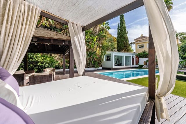 5 makuuhuone Huvila myytävänä paikassa El Rosario, Marbella mukana 
autotalli - 2 499 000 € (Ref: 9334271)