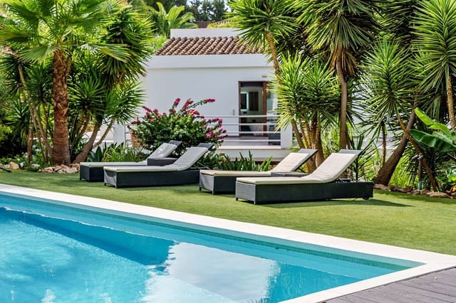 5 makuuhuone Huvila myytävänä paikassa El Rosario, Marbella mukana 
autotalli - 2 499 000 € (Ref: 9334271)