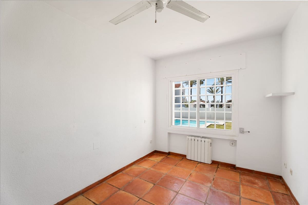 5 sypialnia Willa na sprzedaż w Marbesa z garażem - 2 695 000 € (Ref: 9334273)