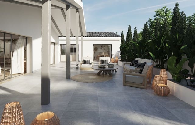 Chalet de 4 habitaciones en Río Real, Marbella en venta con garaje - 2.450.000 € (Ref: 9334274)