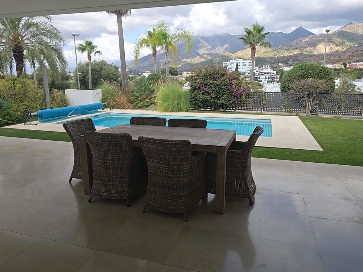 3 camera da letto Villa in vendita in Rio Real - 2.150.000 € (Rif: 9334275)
