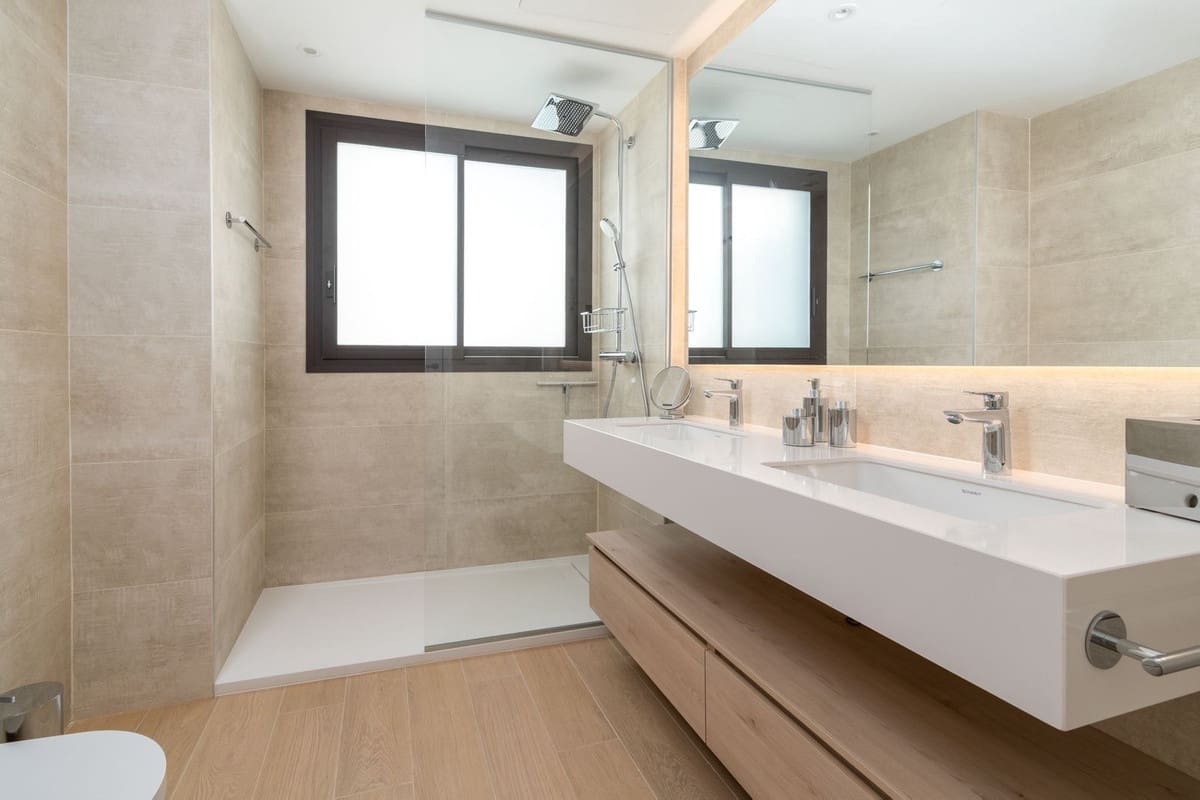 4 soverom Hus til salgs i Marbella - € 2 095 000 (Ref: 9334277)