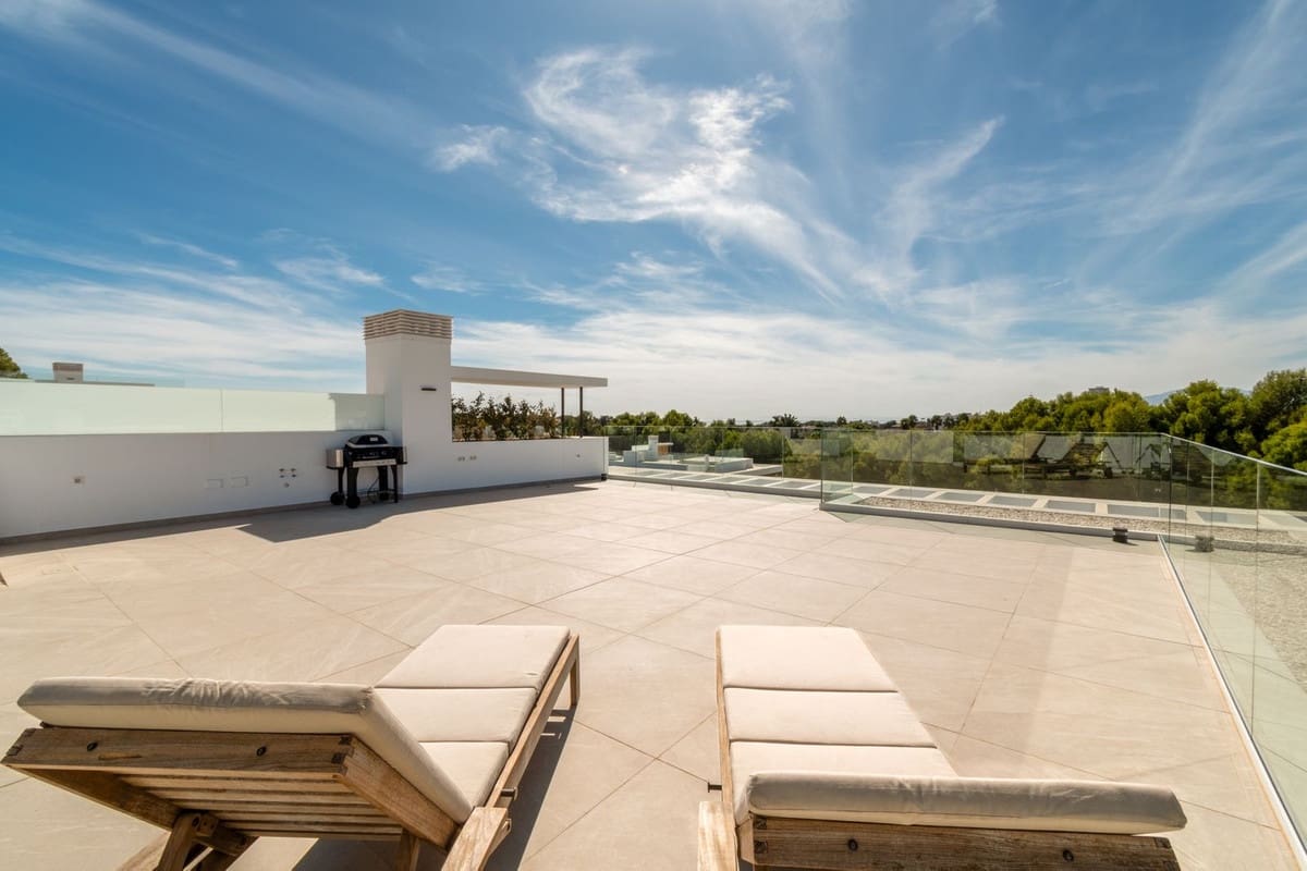 4 soverom Hus til salgs i Marbella - € 2 095 000 (Ref: 9334277)