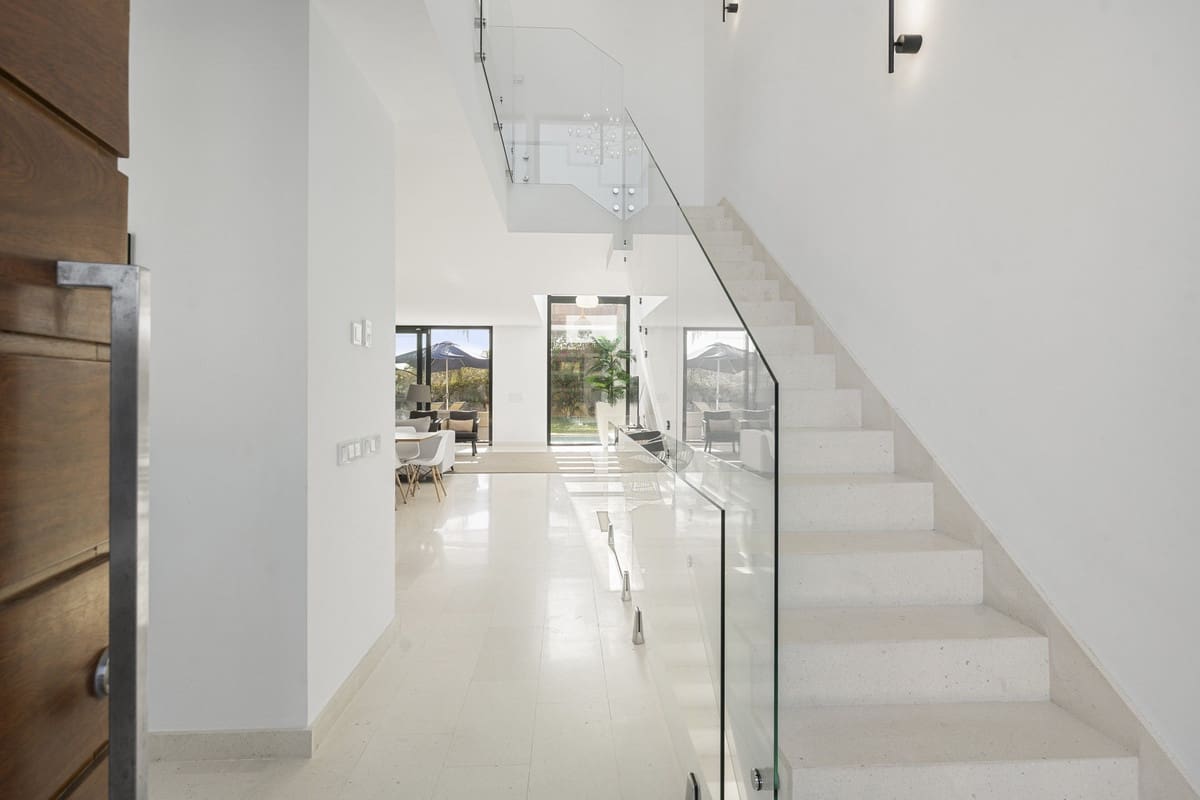 5 soveværelse Byhus til salg i Cabopino - € 1.495.000 (Ref: 9334278)