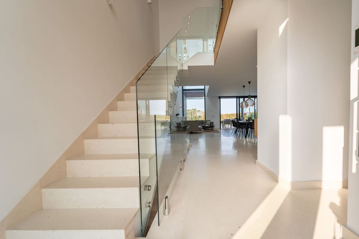 5 makuuhuone Omakotitalo myytävänä paikassa Cabopino - 1 495 000 € (Ref: 9334281)