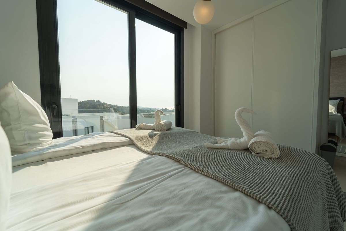 5 makuuhuone Omakotitalo myytävänä paikassa Cabopino - 1 495 000 € (Ref: 9334281)