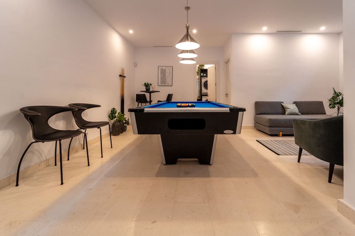 5 makuuhuone Omakotitalo myytävänä paikassa Cabopino - 1 495 000 € (Ref: 9334281)